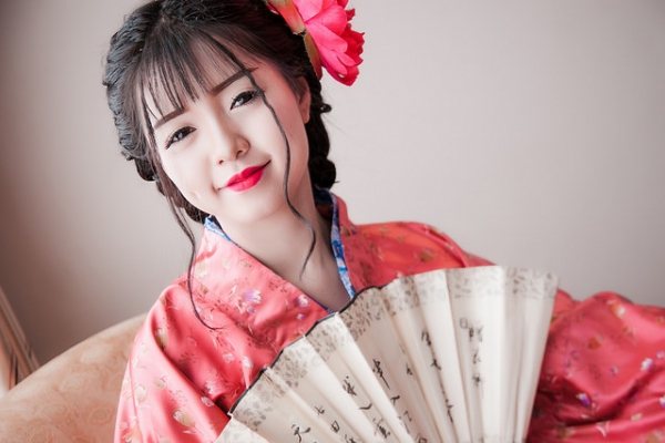 hot-girl-Na-Be-trong-trang-phuc-kimono-nhat-ban(10)