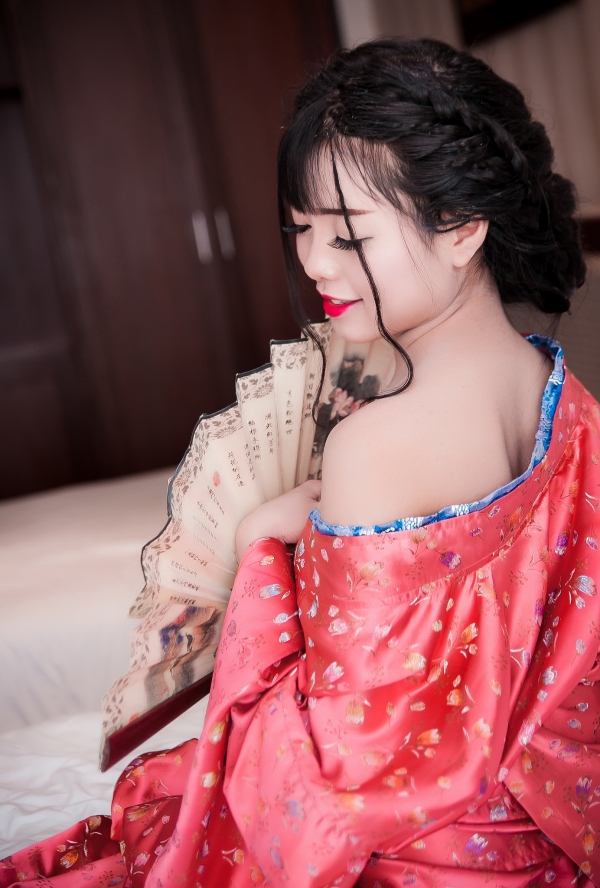 hot-girl-Na-Be-trong-trang-phuc-kimono-nhat-ban(3)
